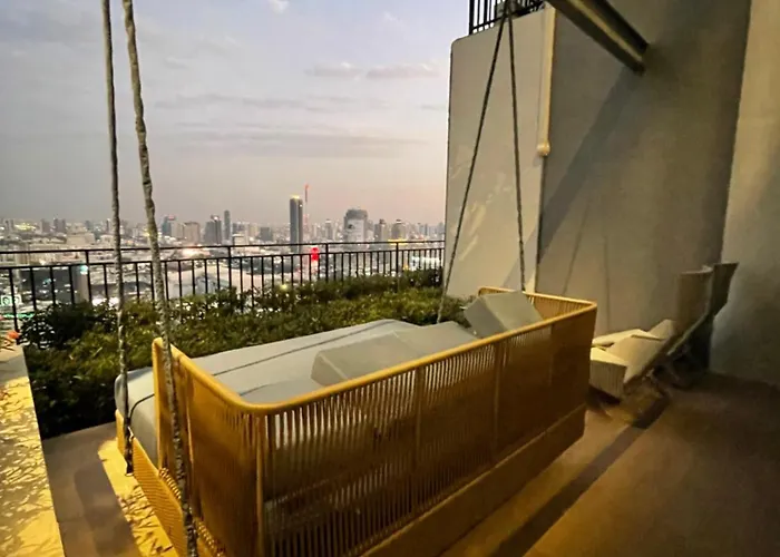 Fully Equipped Ideo Rama9-asoke, With Workstation 아파트