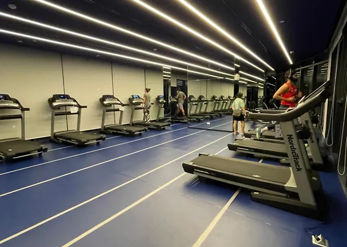 Fully Equipped Ideo Rama9-asoke, With Workstation 아파트 방콕