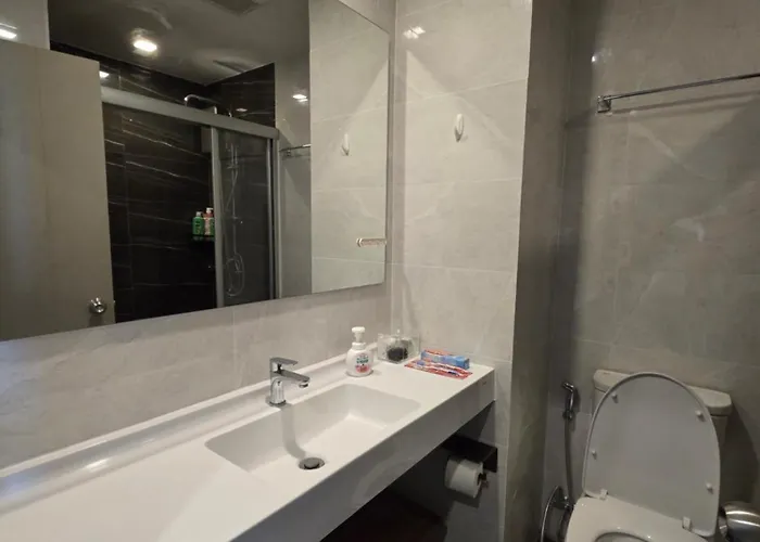 Fully Equipped Ideo Rama9-asoke, With Workstation *