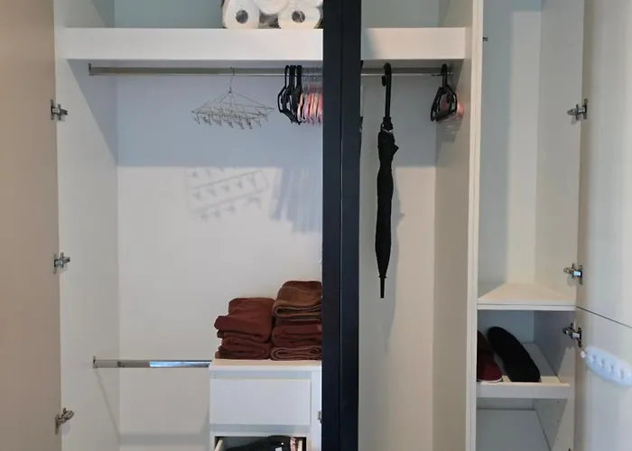 Fully Equipped Ideo Rama9-asoke, With Workstation 방콕